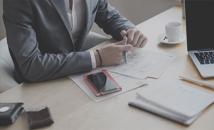 又一巨頭企業(yè)倒下，傳統(tǒng)企業(yè)的出路到底在哪里？